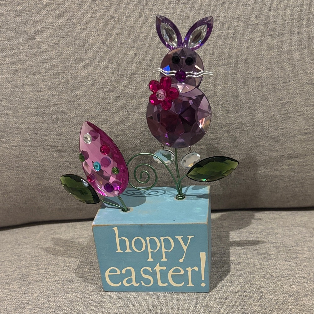 Noelle Brand Easter Message Block